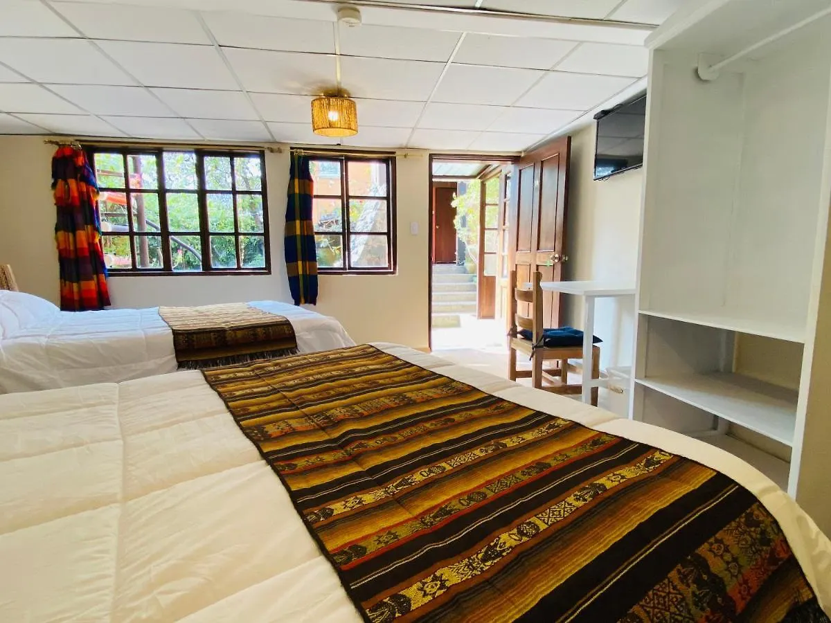 Hostal Alcala كويتو
