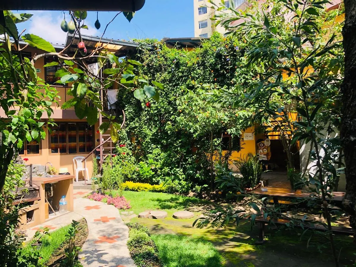 Hostal Alcala كويتو