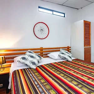 la-k-leta-guest-house.puertoayorahotels.com/