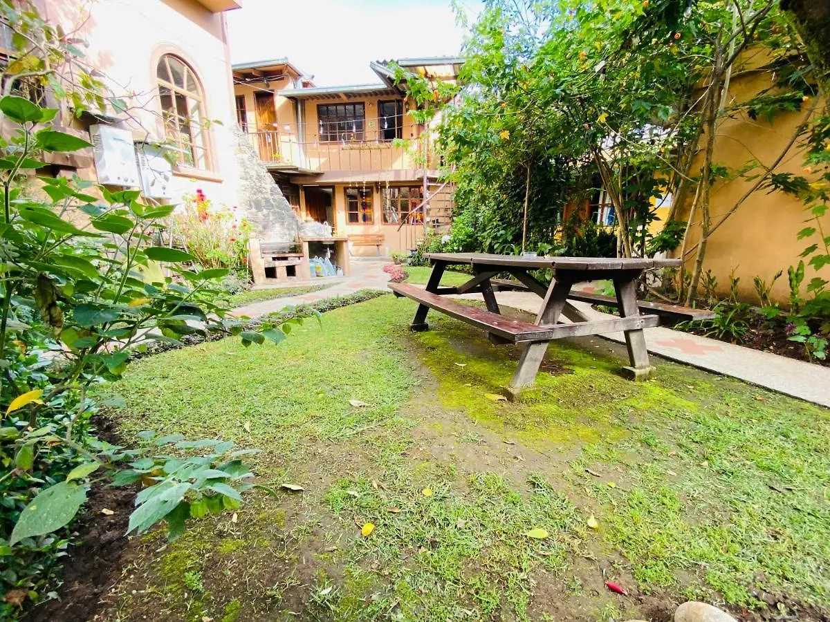 Hostel Hostal Alcala Quito