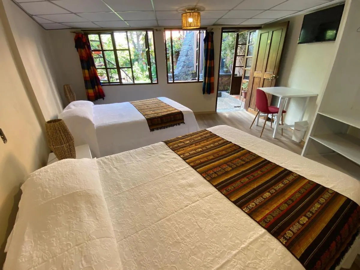 Hostel Hostal Alcala Quito
